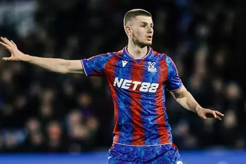 "لن تقل عن 80 مليون يورو".. آس: صفقة آدم وارتون على رادار ريال مدريد